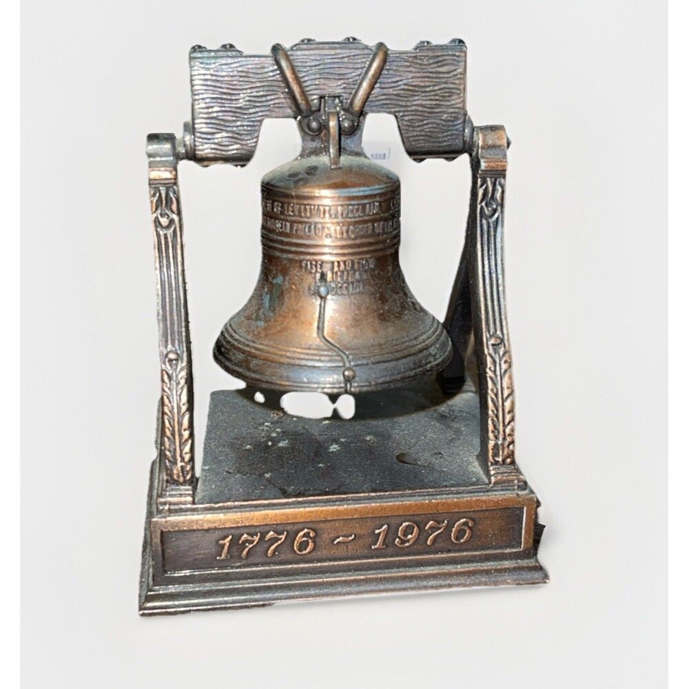 VINTAGE METAL LIBERTY BELL PENCIL SHARPENER SWINGING & RINGING BELL By Play Me